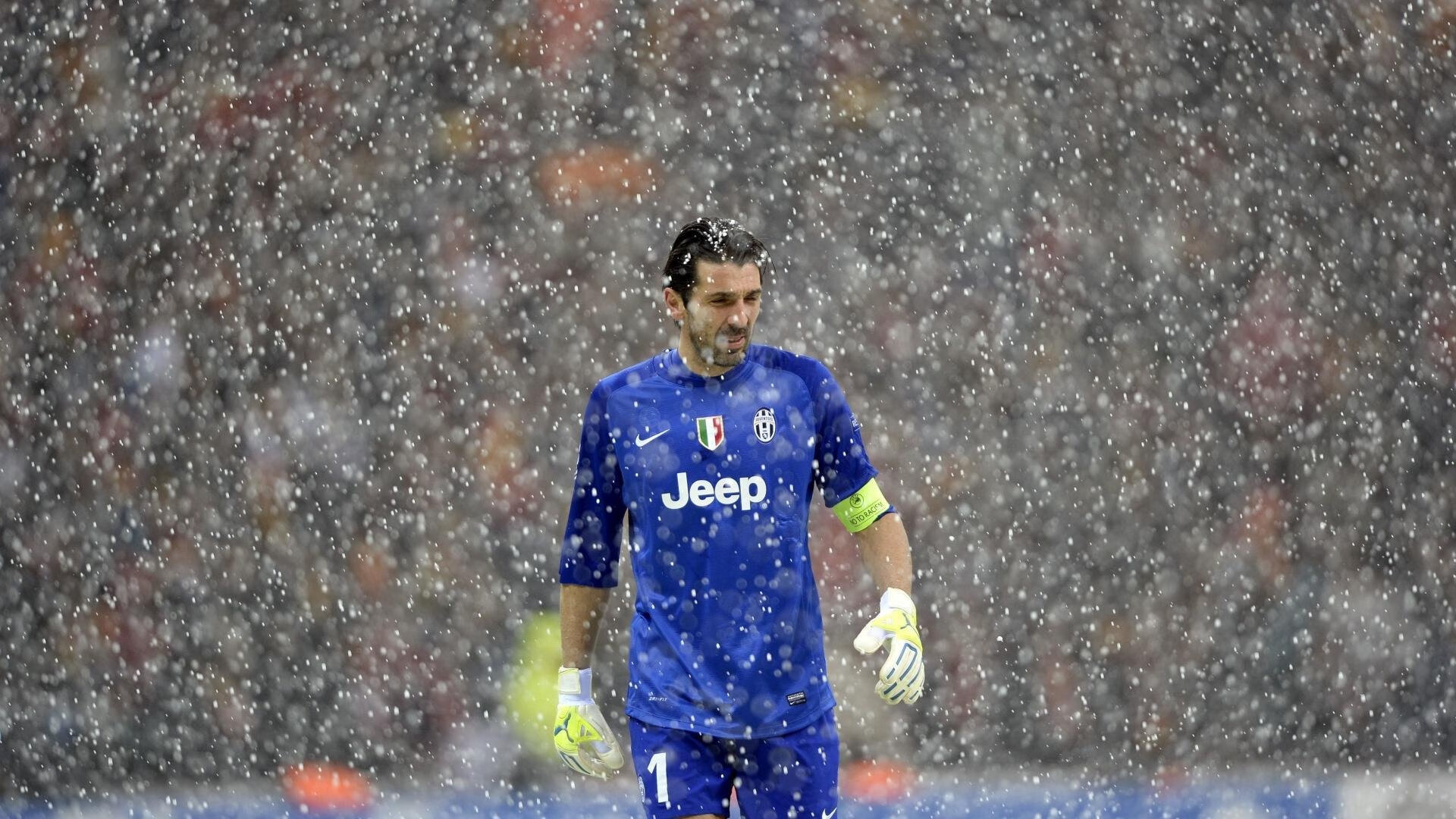 AI判罚系统全面普及，提升比赛公正性与透明度